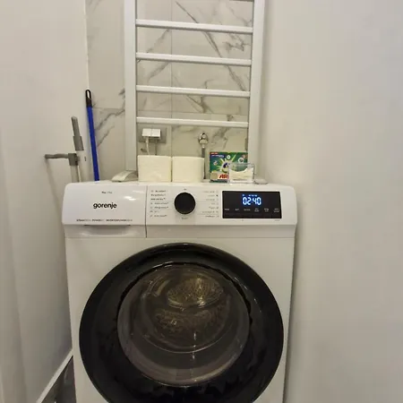 Major Apartment *